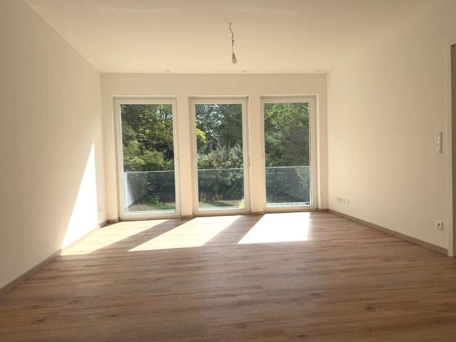 Kernsanierte 3 Zimmer Wohnung mit EBK im Kreuzviertel