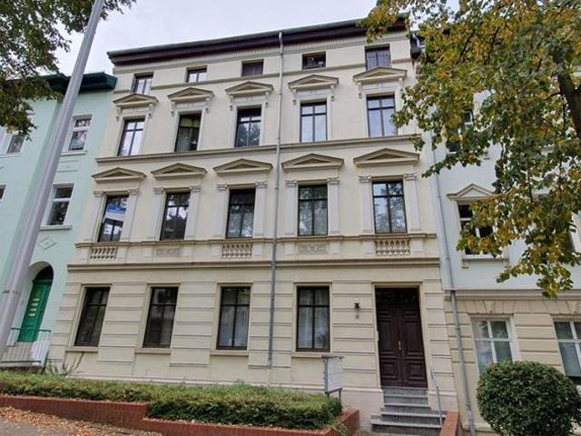 KERNSANIERTE 2 ZIMMERWOHNUNG IN TOPLAGE VON GERA ZU VERMIETEN!