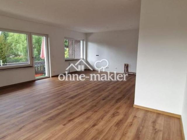 Kernsanierte 2 Zimmer Luxuswohnung mit Südbalkon u. Gartenblick