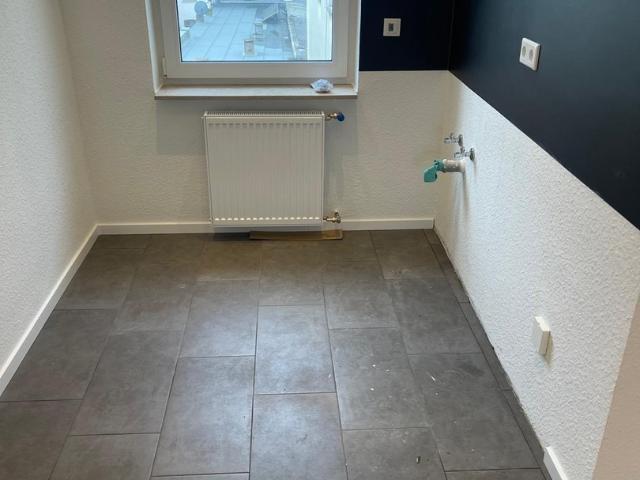 Kernsanierte 2 Zimmer Wohnung in zentraler Lage