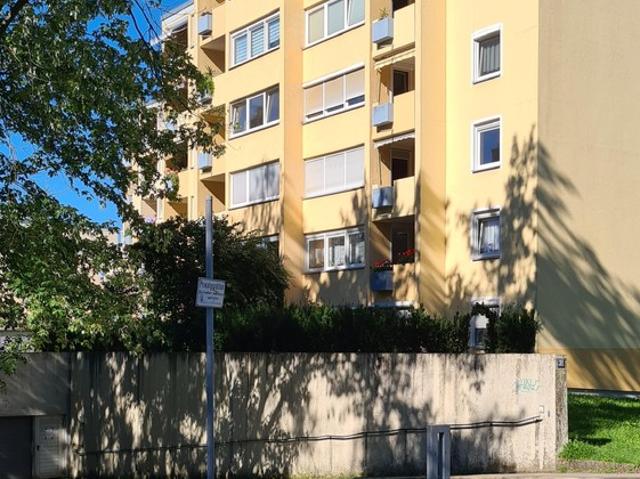Kernsanierte 2 Zimmer Wohnung mit Balkon | ideal für Eigennutzer und Kapitalanleger
