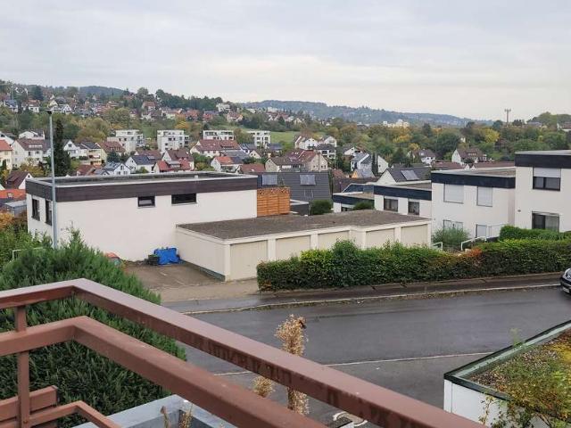 kernsanierte 2 Zimmer Wohnung mit Einbauküche in Esslingen Sulzgries