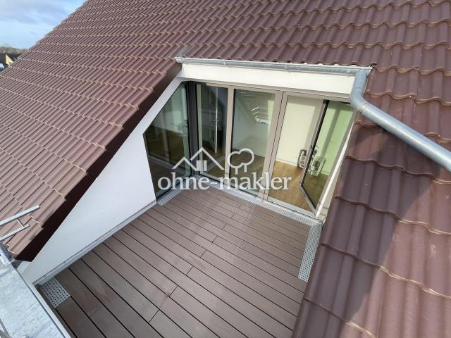 Kernsanierte Dachgeschosswohnung mit Dachterrasse