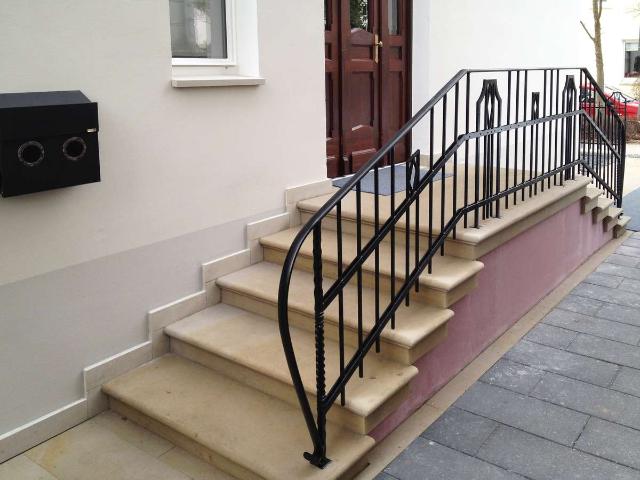 Kernsanierte Denkmal Traumwohnung in Jugendstil Villa I 2 Balkone I Bel Etage´ Kurpark