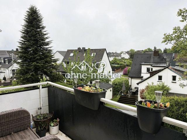 Kernsanierte DG Wohnung mit Südbalkon, Klima & Möglichkeit für 2 Wohneinheiten