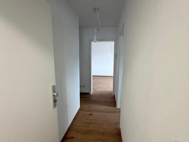 Kernsanierte Etagenwohnung, Erstbezug