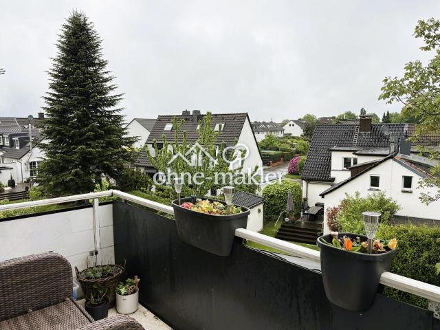 Kernsanierte, klimatisierte Dachgeschosswohnung Südbalkon & 2 Einheiten Potenzial in Essen Haarzopf