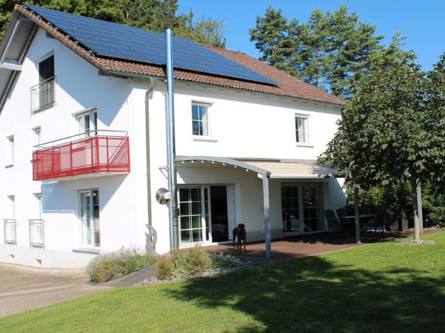 Kernsanierte Oase im Schwarzwald mit Energieeffizienz A25