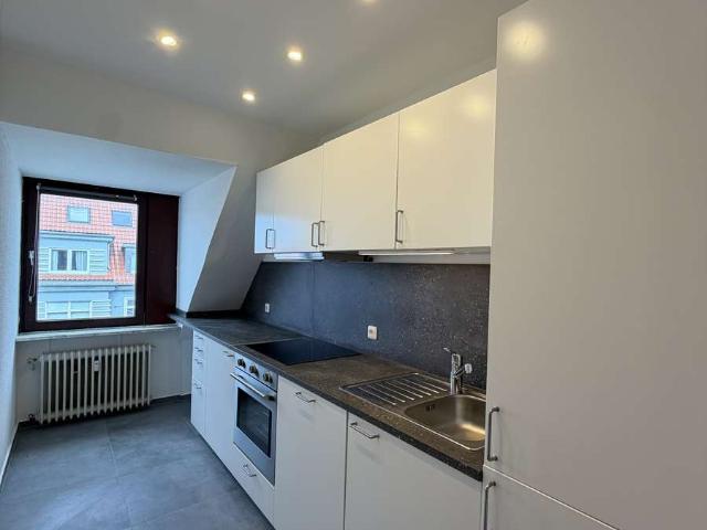 Kernsanierte, lichtdurchflutete 2 Zimmer Wohnung mit Balkon in der Bremer Neustadt
