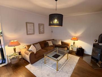 Kernsanierte Maisonette Wohnung mit Balkon, Garage inkl. Küche
