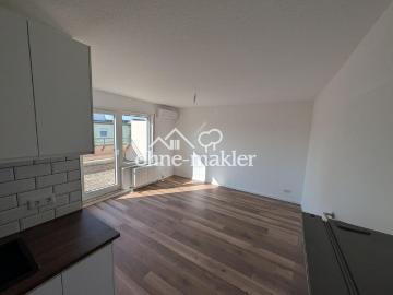 Kernsanierte Penthouse Wohnung