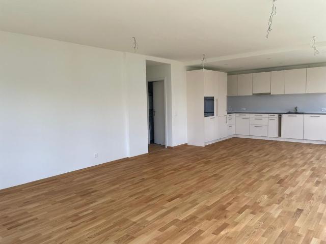 Kernsanierte und nicht alltägliche Wohnung am Waldrand