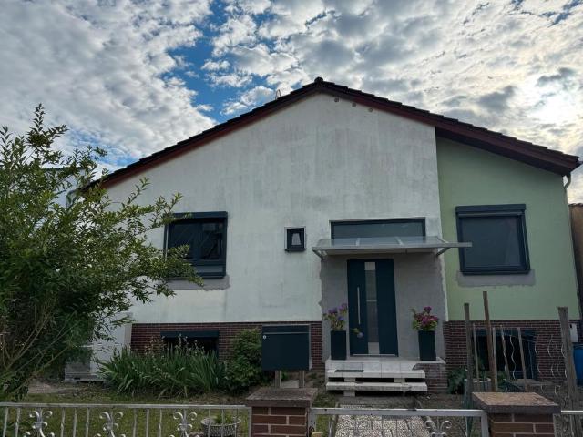 Kernsanierter Freistehender Bungalow