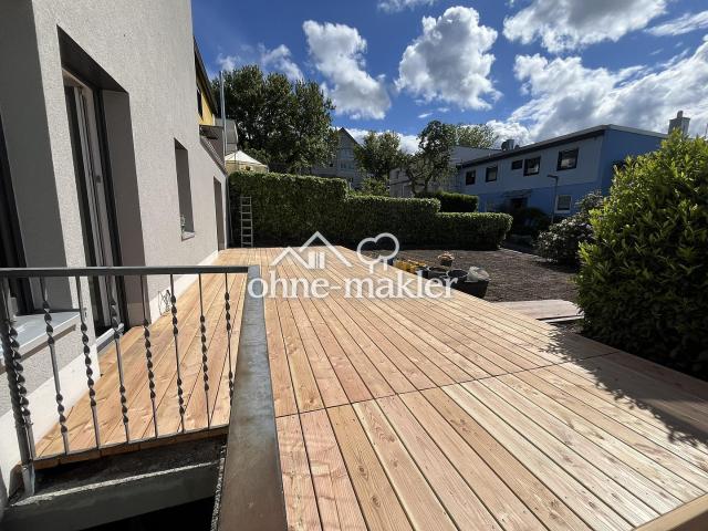 Kernsanierter Luxus Barrierefreie EG Wohnung, 40m² Terrasse & Privatgarten in Haslach