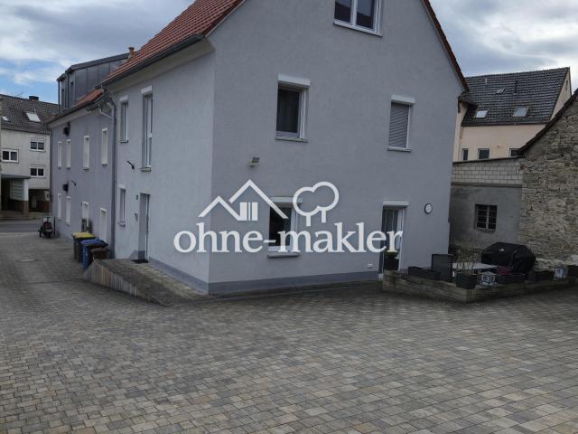 Kernsaniertes Mehrfamilienhaus KfW 70