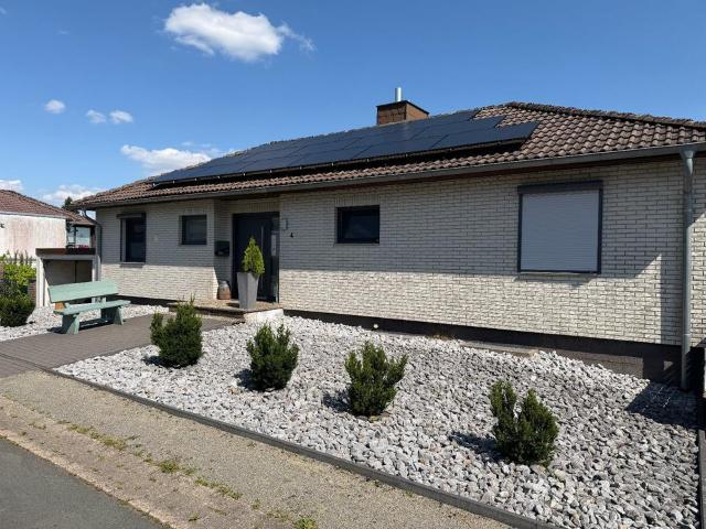 Kernsaniertes Einfamilienhaus 1.281qm Grundstück in Silberborn