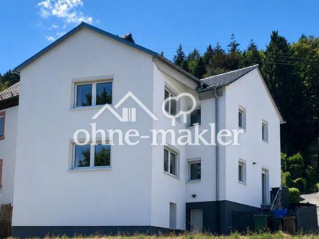 Kernsaniertes Einfamilienhaus mit Ausblick in ruhiger Lage