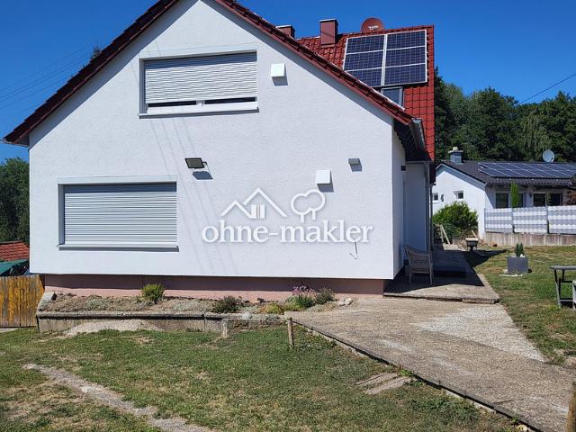 Kernsaniertes Einfamilienhaus mit großzügigem Garten in ruhiger, verkehrsgünstiger Lage
