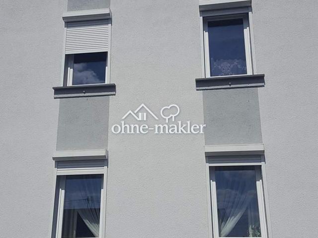 Kernsaniertes Einfamilienhaus mit Innenhof, 3 Stellplätzen, Gewölbekeller und viel Platz