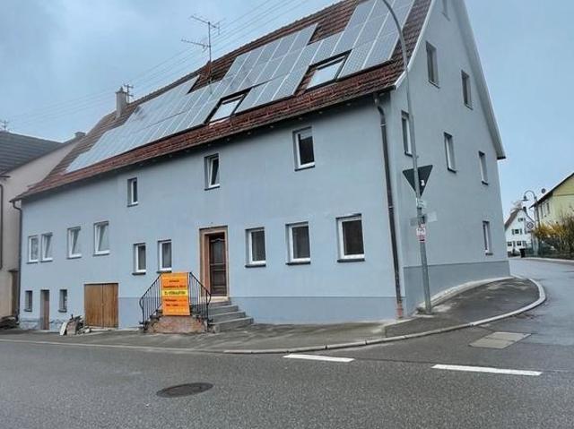 kernsaniertes Wohn & Geschäftshaus |PV | Scheunent