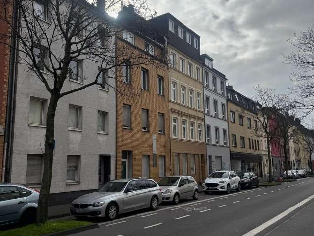 Kernsaniertes 1 Zimmer Apartment in Köln Kalk