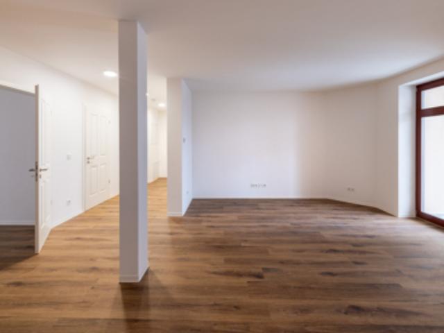 Kernsanierung 3 Raumwohnung zum Erstbezug WE12