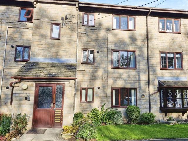 Kerry Garth, Leeds LS18 2 bed ground floor flat to rent £1,000 pcm £231 pw