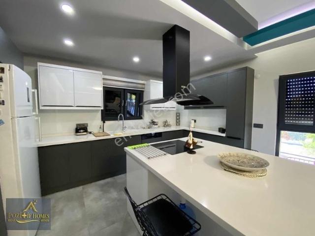 Kesikkapı'da 2+1 Çatı Dublex Eşyalı Kiralık Daire