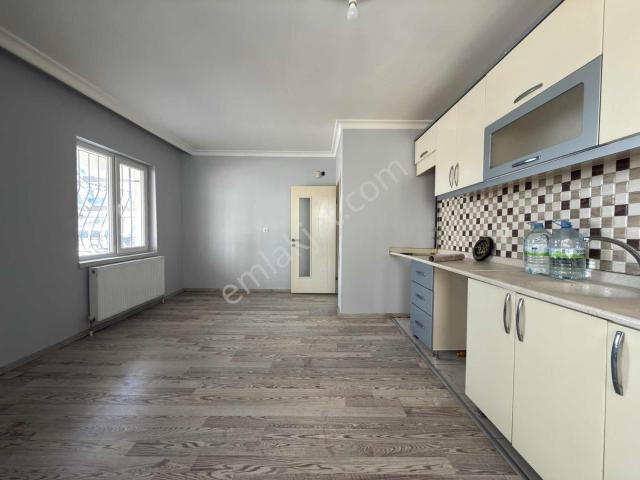Keskin Emlaktan Karakayada 2+1 Giriş Kat 80m2 17.900₺