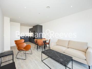 Hounslow, Greater London - Balcony, Gym