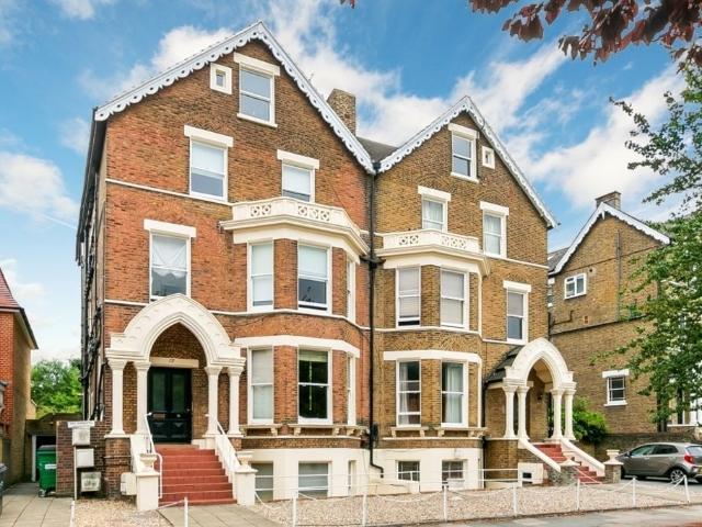 Kew Gardens Road, Kew, Richmond, Surrey TW9, Studio to rent, £1,350 pcm | PrimeLocation