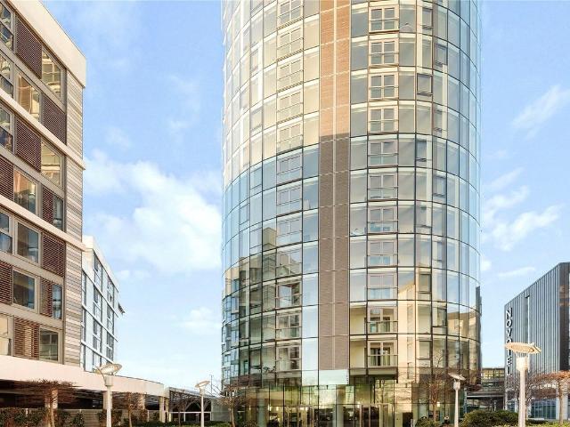 Kew Eye Apartments, Ealing Road, Brentford TW8, 2 bed flat to rent, £2,800 pcm | PrimeLocation