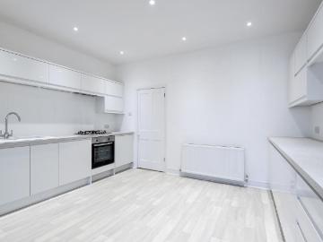 Kew Foot Road, Richmond, TW9 2 bed cottage to rent £2,750 pcm £635 pw