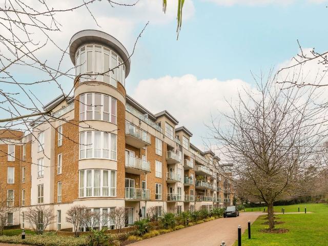 Kew Riverside, Kew, Richmond TW9, 2 bed flat to rent, £2,750 pcm | PrimeLocation