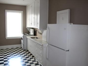 Kewanee Manor Apartments | 502 5 Avenue North