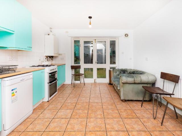 Keyworth Close, Lower Clapton Hackney, London E5, 4 bed town house to rent, £3,750 pcm | PrimeLocation