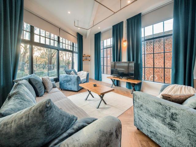 Key Hill, B18 5BW 4 bed apartment to rent £8,797 pcm £2,030 pw
