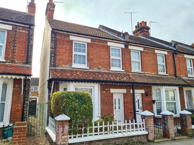Key Road, Clacton On Sea, Essex CO15, 2 bed end terrace house to rent, £1,100 pcm | PrimeLocation