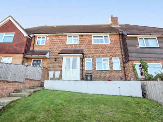Keymer Road, Brighton 3 bed terraced house to rent £1,895 pcm £437 pw