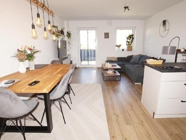 KfW 55! Moderne 3 Zimmer Wohnung mit Balkon