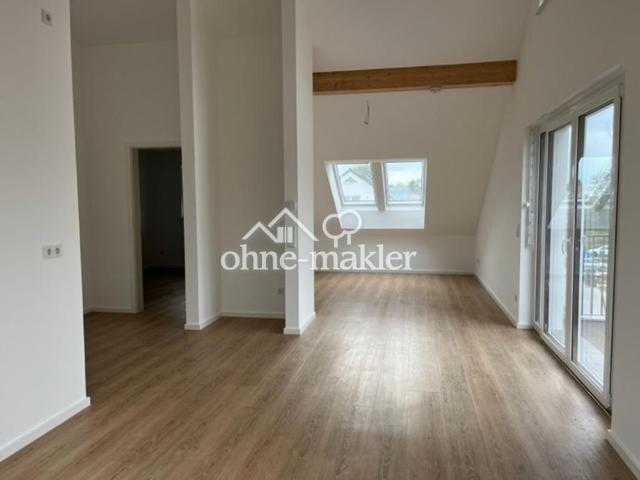 KfW 55 Plus Neubau: Helle 2 Zi. Dachgeschosswohnung mit Balkon in Mittenwalde