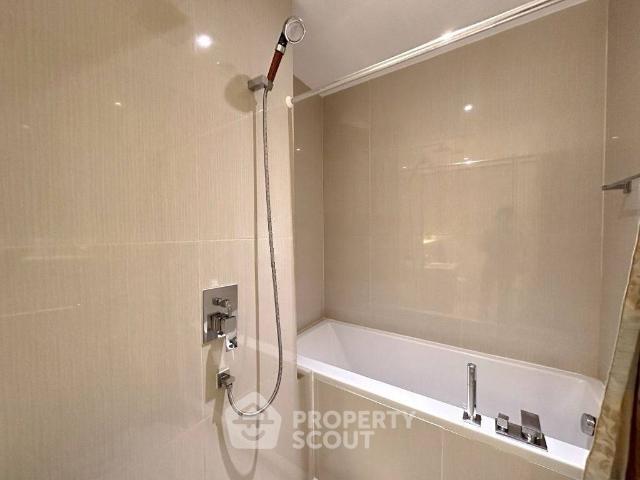 คอนโด 1 ห้องนอน ขาย ที่ H สุขุมวิท 43 ชั้น 12A ใกล้ BTS พร้อมพงษ์ ID 2759