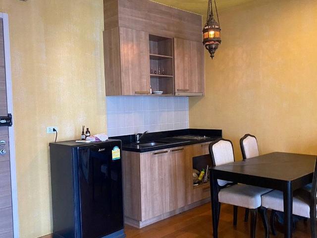 ราคาดี 1 ห้องนอน 49 ตร.ม. คอนโด Hive Taksin ใกล้ BTS วงเวียนใหญ่ 100 ม. ID 2576