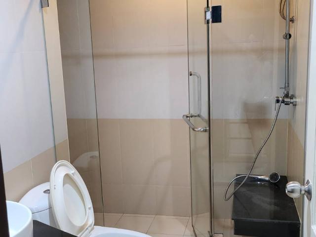คอนโด 2 ห้องนอน ชั้นสูง 20 99 ตร.ม. สุขุมวิท ลิฟวิ่ง ทาวน์ ใกล้ MRT เพชรบุรี 300 ม. ID 2778