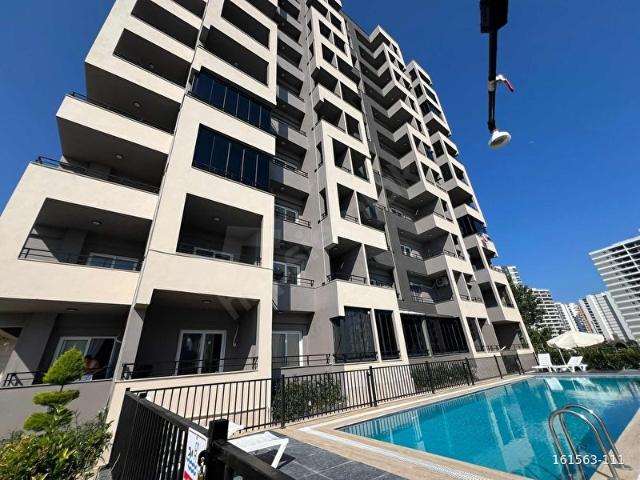 KİNG'DEN UZUN DÖNEM KİRALIK EŞYALI HAVUZLU 1+0 STÜDYO DAİRE
