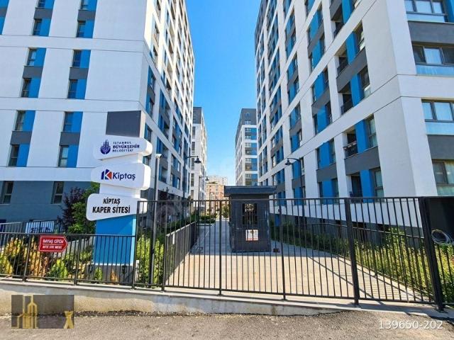 KİPTAŞ KAPER SİTESİ KAPALI MUTFAKLI 1.KAT KULLANIŞLI SIFIR 2+1