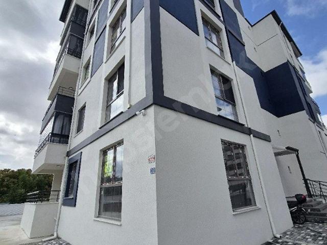 KİRALIK 1+1 DAİRE ÇARŞI MERKEZ YAKINI
