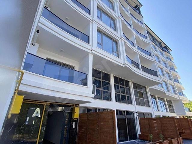 KİRALIKÇAKIRLAR HAVUZLU SİTEDE 1+1 EŞYALI DAİRE