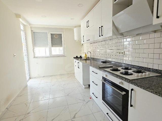 KİRALIK ÇAMLIBELDE 2+1 AYRI MUTFAKLI EXTRA EBEVEYN BANYOLU YÜKSEK GİRİŞ