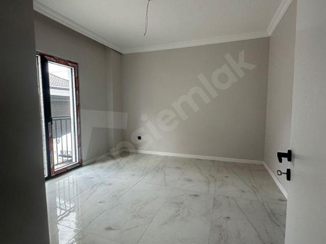 KİRALIK EDİRNE MERKEZ 100. YIL MAHALLESİ 5+1 TRİPLEKS VİLLA